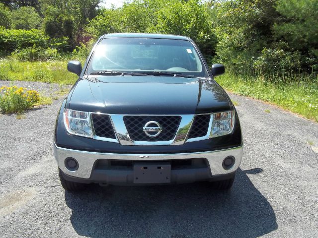 Nissan Frontier 2005 photo 4