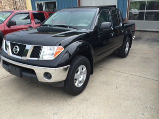 Nissan Frontier 2.5 AWD SUV Pickup Truck