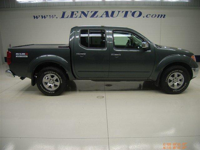 Nissan Frontier LX - 4WD Pickup