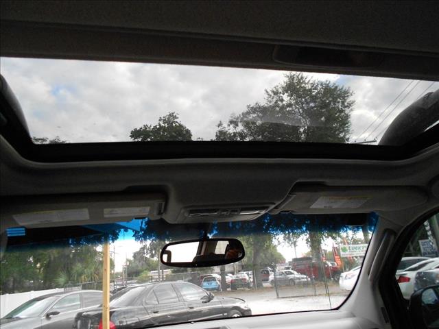 Nissan Frontier Touring / AWD Pickup Truck