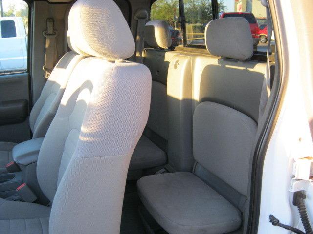 Nissan Frontier 2006 photo 4