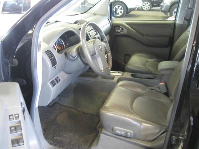 Nissan Frontier 4X4 Le3rd Rowone Owner Pickup Truck