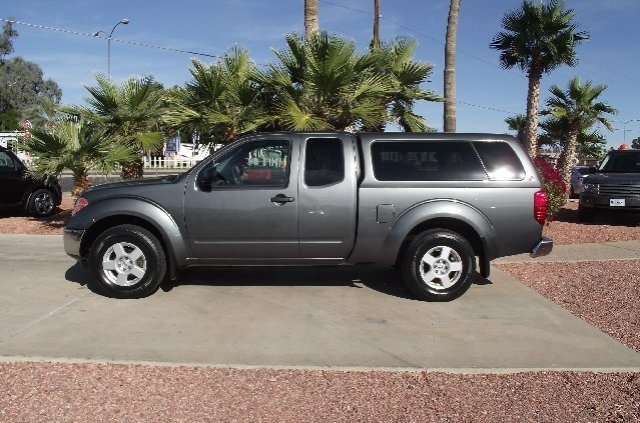 Nissan Frontier 2006 photo 2