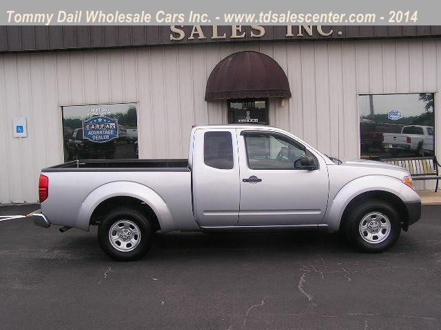 Nissan Frontier 2006 photo 3