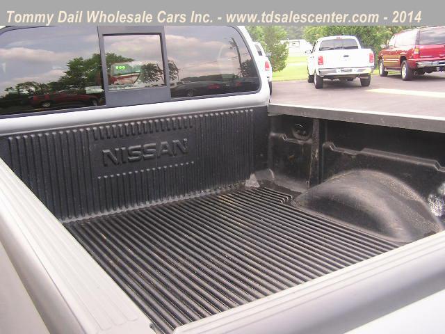 Nissan Frontier 2006 photo 4