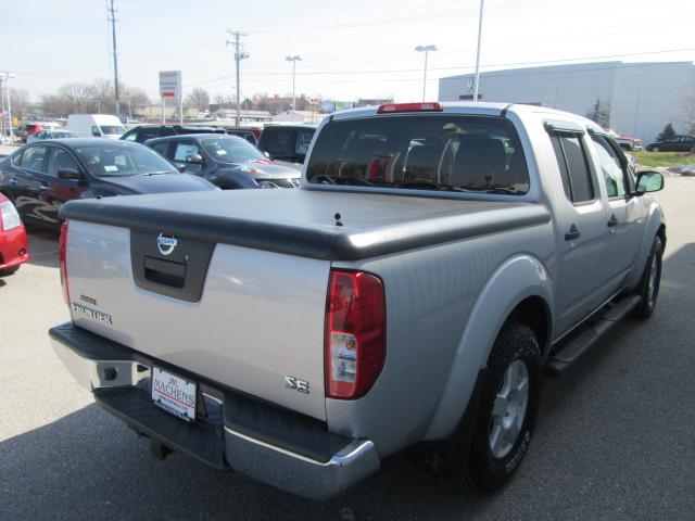 Nissan Frontier 2006 photo 3