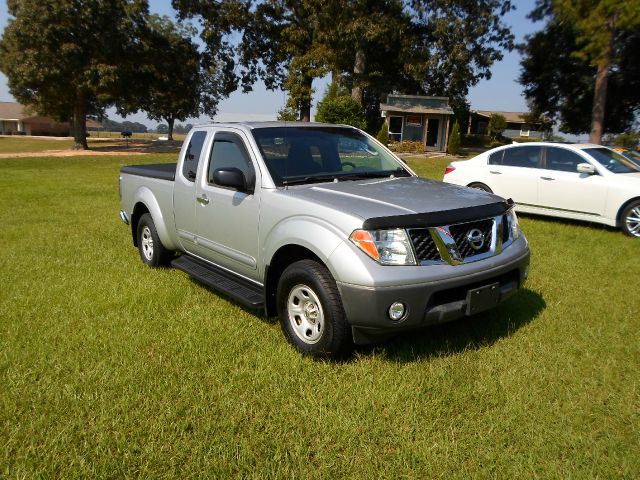 Nissan Frontier 2006 photo 1