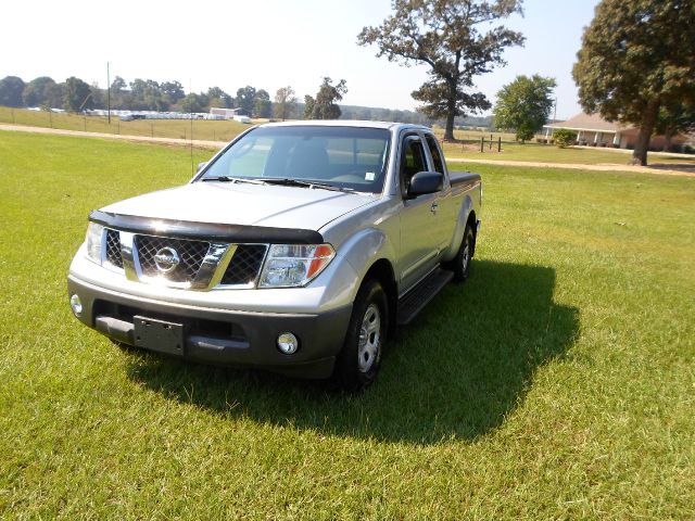 Nissan Frontier 2006 photo 3