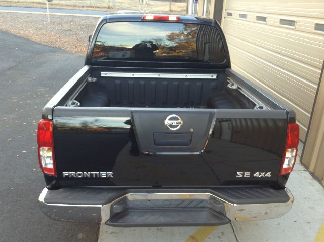 Nissan Frontier 2006 photo 4