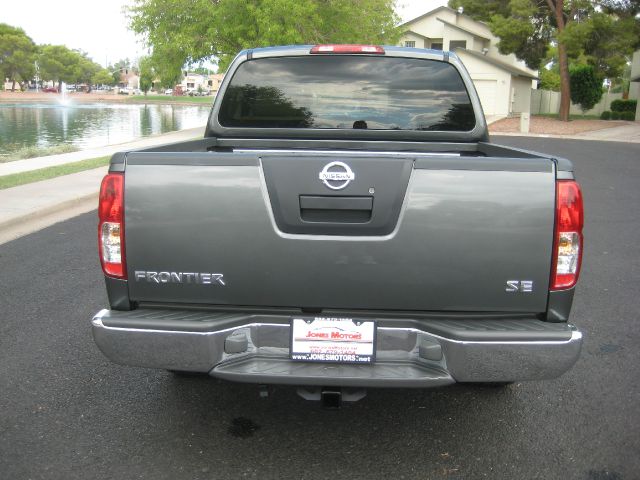 Nissan Frontier SLE Z71 Crew Cab Short Bed 4X4 Pickup Truck