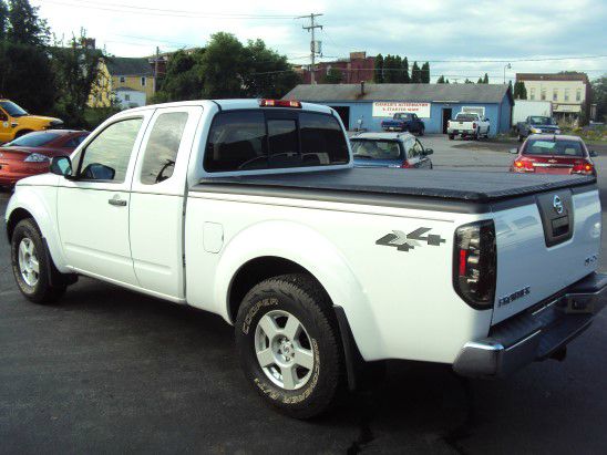 Nissan Frontier 2006 photo 1