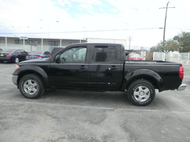 Nissan Frontier 2006 photo 2
