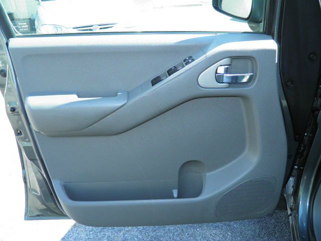 Nissan Frontier 2006 photo 11