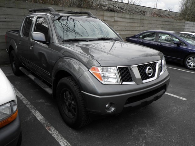 Nissan Frontier 2006 photo 2