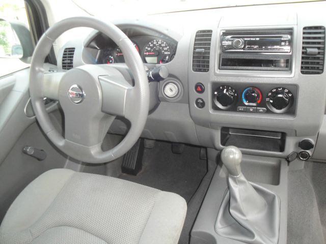 Nissan Frontier 2006 photo 1
