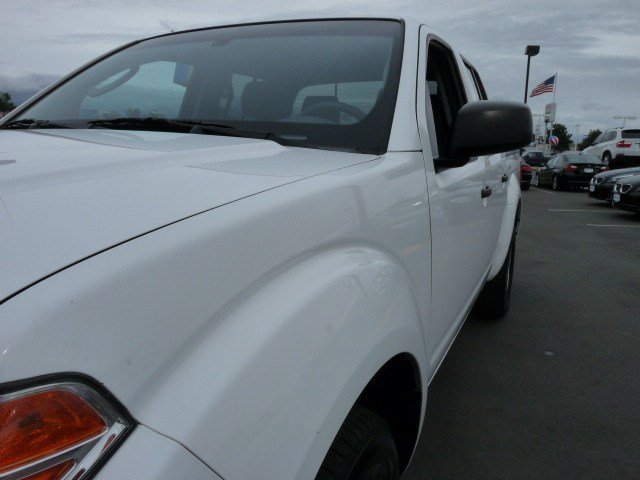 Nissan Frontier 2006 photo 5