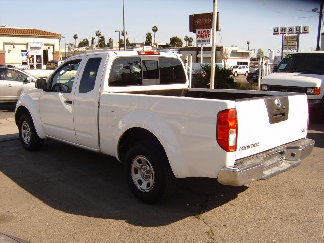 Nissan Frontier 2007 photo 1