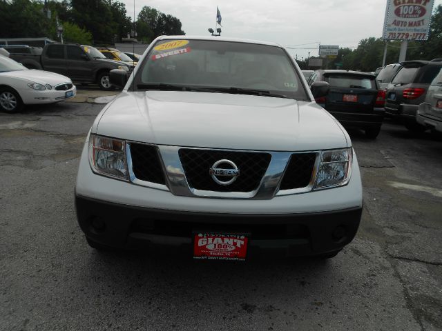 Nissan Frontier 2007 photo 1
