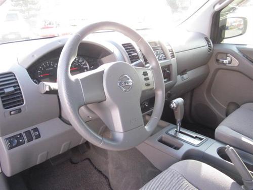Nissan Frontier 2007 photo 2