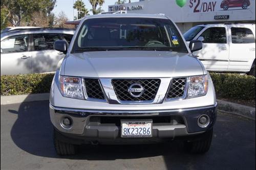 Nissan Frontier SE Other