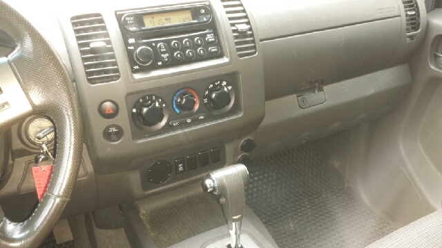 Nissan Frontier 2007 photo 3