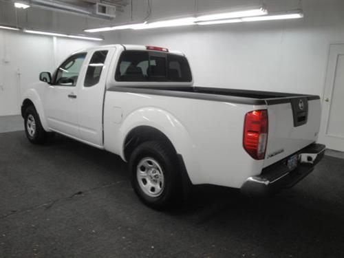 Nissan Frontier 2007 photo 2