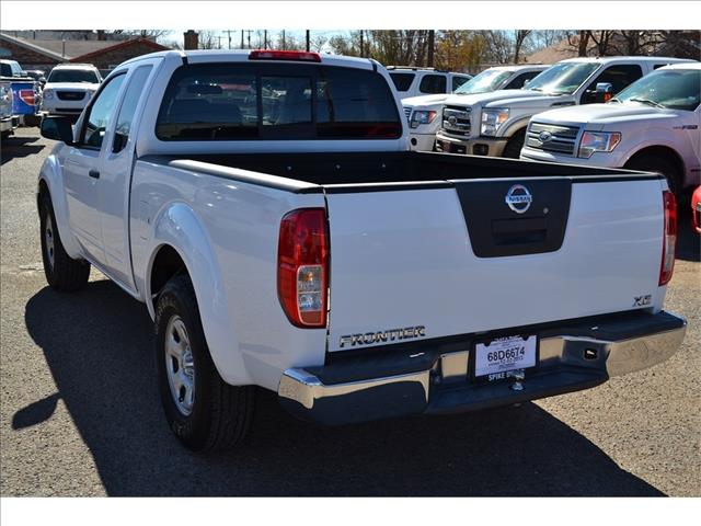 Nissan Frontier 2007 photo 2