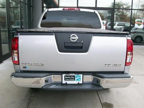 Nissan Frontier 2007 photo 2