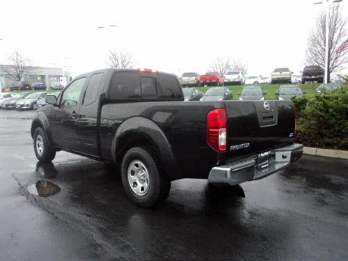 Nissan Frontier 2007 photo 2