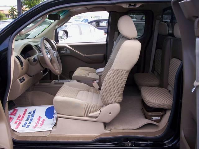 Nissan Frontier 2007 photo 1
