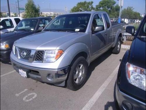 Nissan Frontier 2007 photo 2