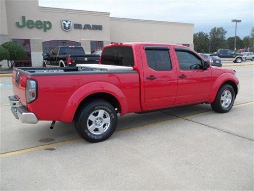 Nissan Frontier 2007 photo 2