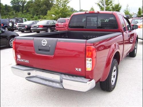 Nissan Frontier 2007 photo 3
