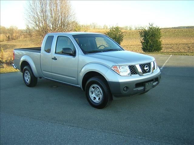 Nissan Frontier 2007 photo 1