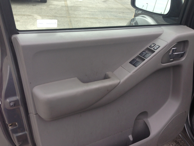 Nissan Frontier Reg Cab 3.0L Edge Pickup Truck