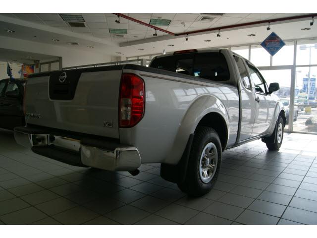 Nissan Frontier 2007 photo 3