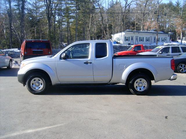 Nissan Frontier 2007 photo 2