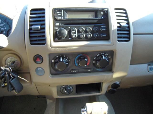 Nissan Frontier 2007 photo 3