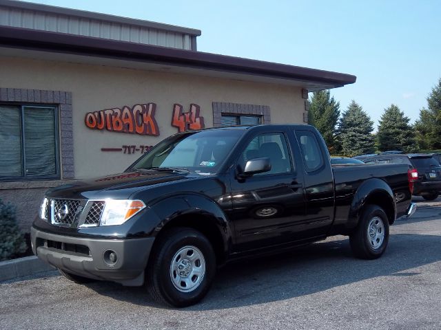 Nissan Frontier SE 2WD Pickup Truck