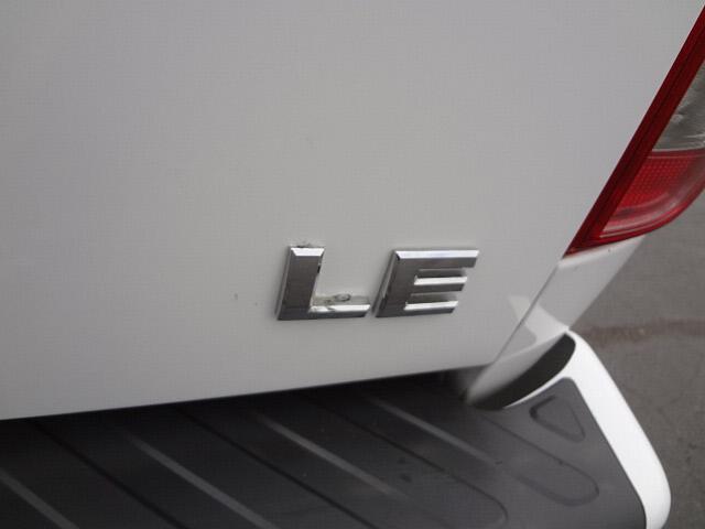 Nissan Frontier 2008 photo 1