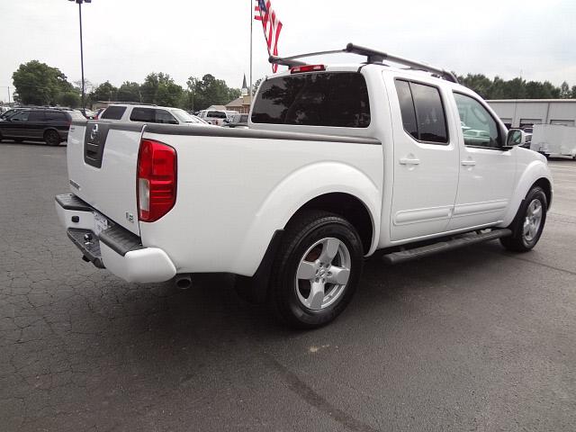 Nissan Frontier 2008 photo 4