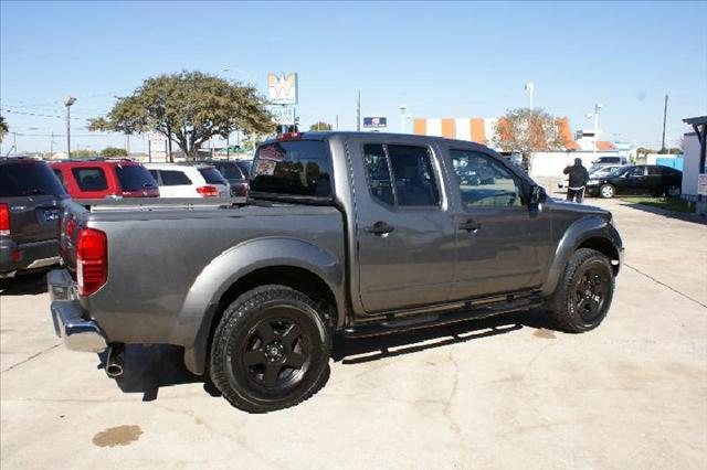 Nissan Frontier 2008 photo 2