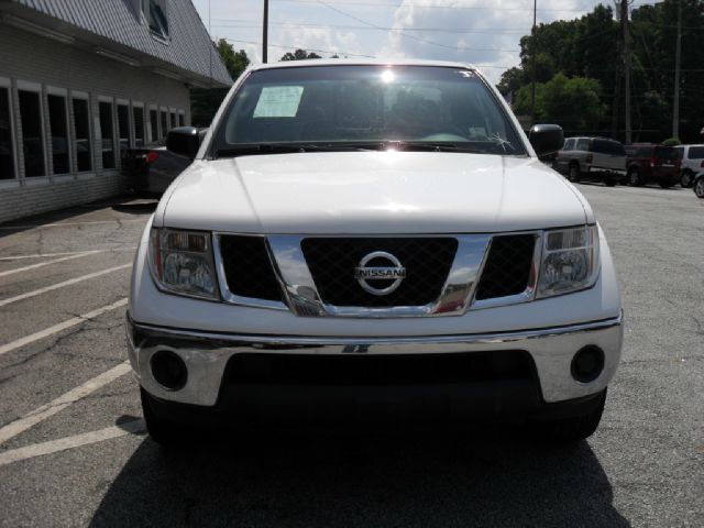 Nissan Frontier 2008 photo 3
