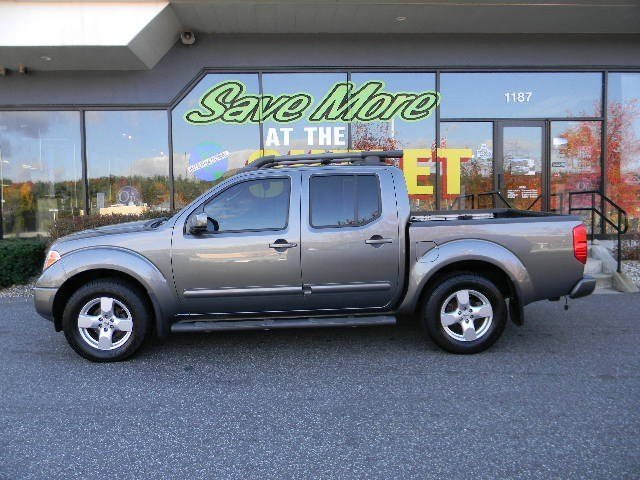 Nissan Frontier 2008 photo 2