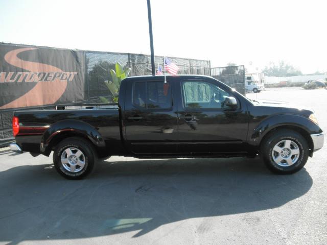 Nissan Frontier 2008 photo 2