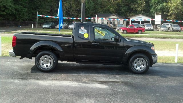 Nissan Frontier 2008 photo 1
