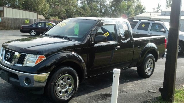 Nissan Frontier 2008 photo 2