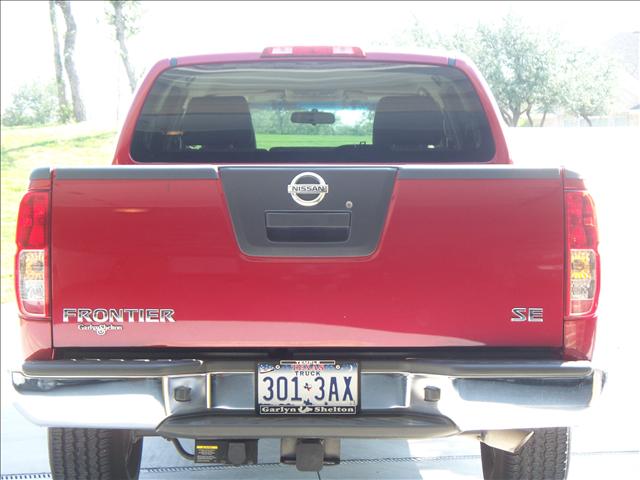 Nissan Frontier 2009 photo 4