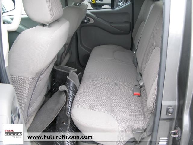 Nissan Frontier 2009 photo 5