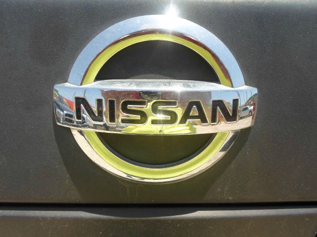 Nissan Frontier 2009 photo 4